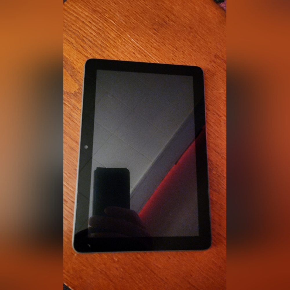 Kindle Fire HD 8 plus ( 32GB )